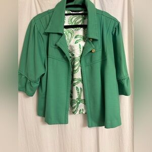 Green 3/4 sleeve jacket